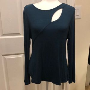 Cute top with leaf cut out detail